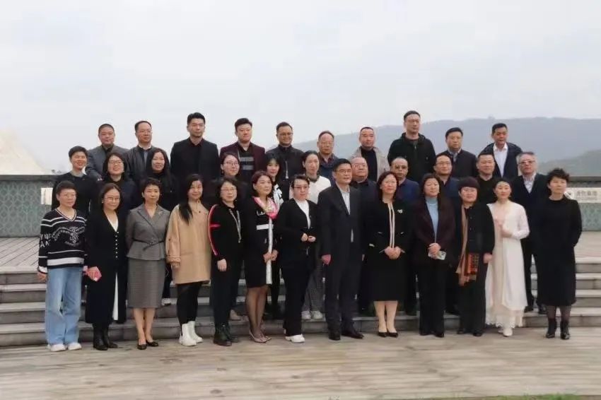 飛洋咨詢就同濟大學全咨高研班企業家圓桌思享會開展體悟交流會 